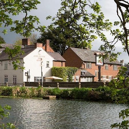 Ye Old Boote Inn Whittington  Ngoại thất bức ảnh
