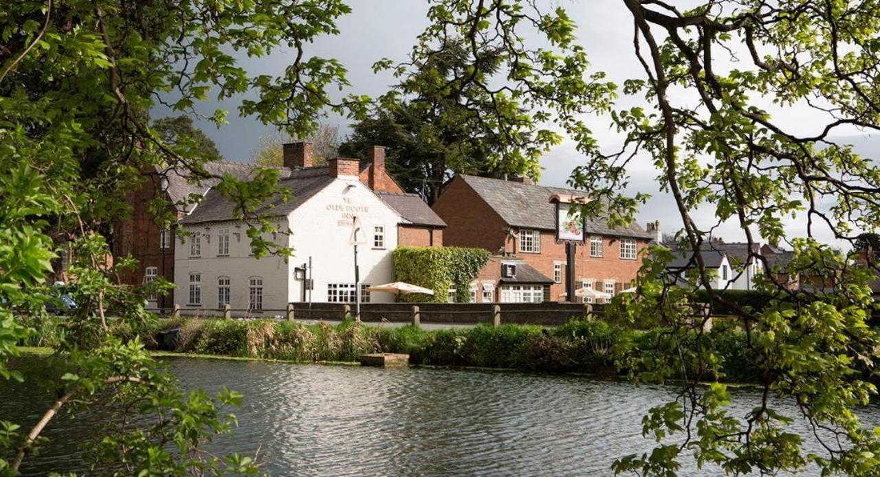 Ye Old Boote Inn Whittington  Ngoại thất bức ảnh